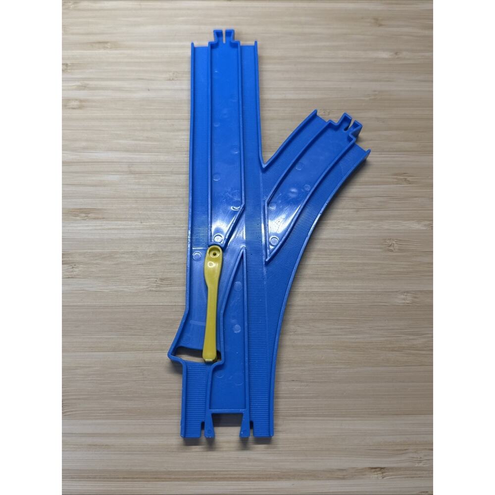 Thomas & Friends TOMY Trackmaster Blue Train Track Switch Track “Y” 2001